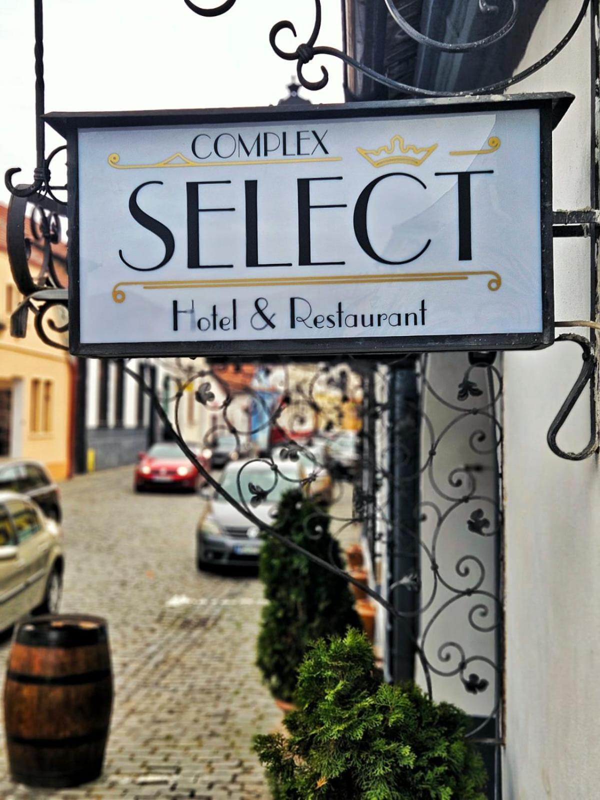 Mediaş Complex Select酒店 外观 照片